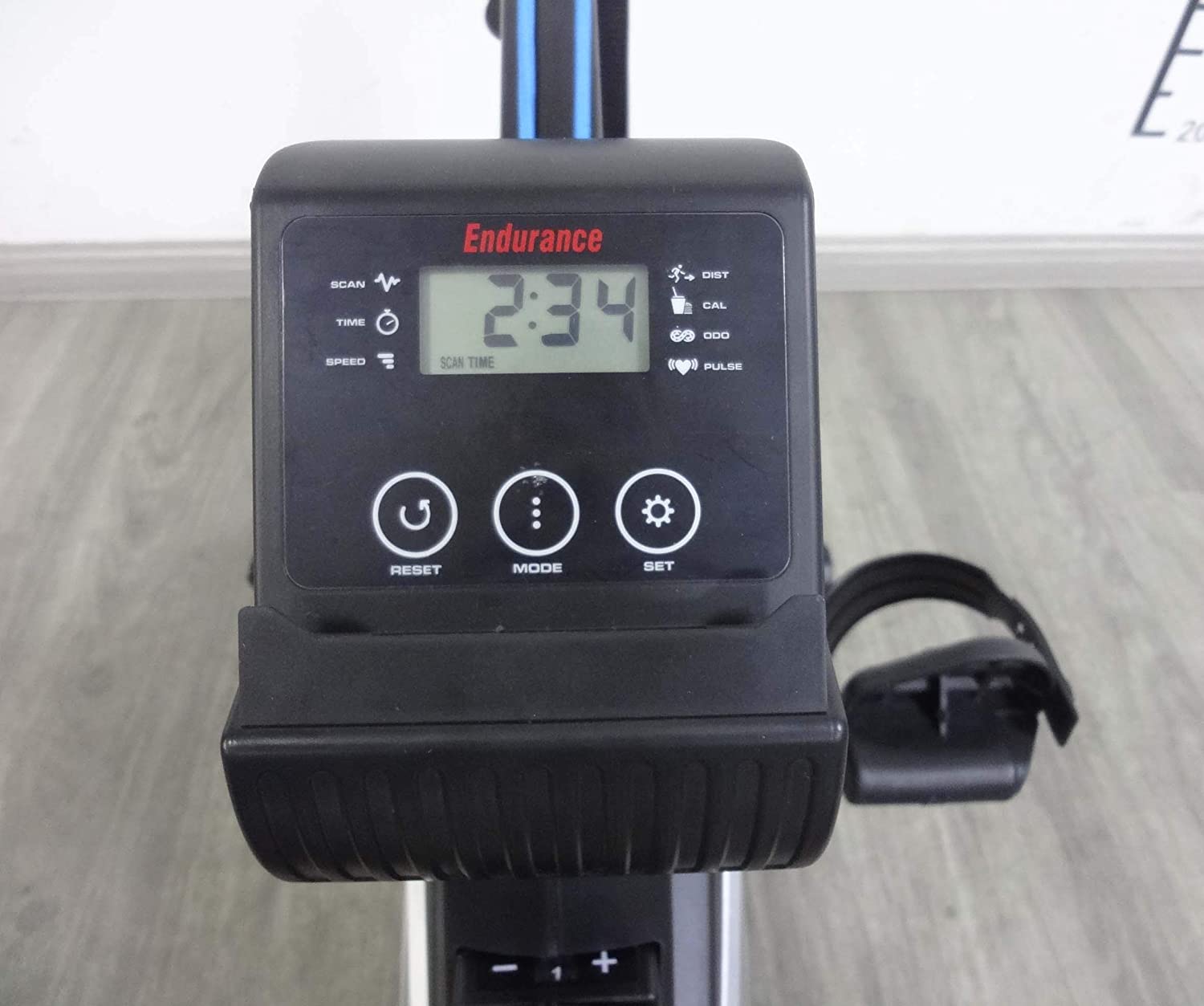 Endurance Cardio Recumbent Exercise Bike Control panel